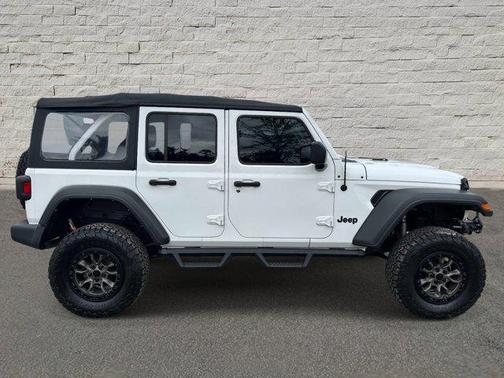 Bright White Clearcoat 2023 Jeep Wrangler Sport