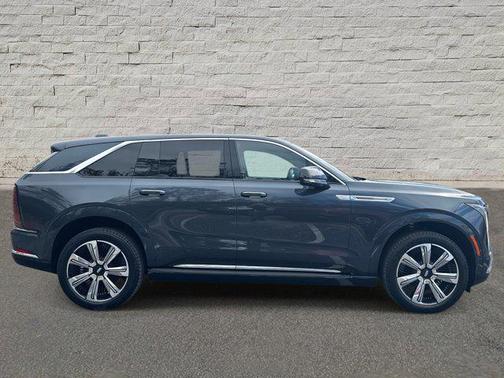 2025 Cadillac Escalade IQ Luxury 1