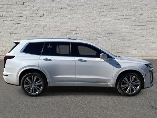 2024 Cadillac XT6 Premium Luxury FWD