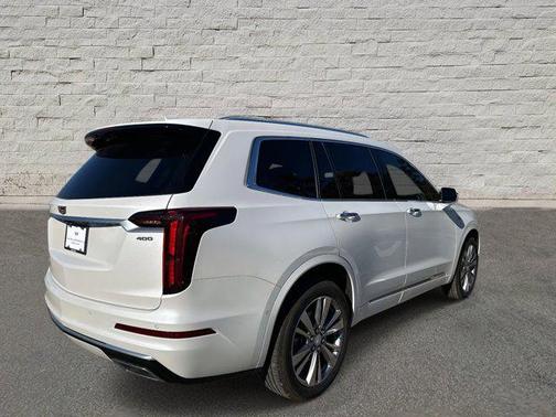 2024 Cadillac XT6 Premium Luxury FWD