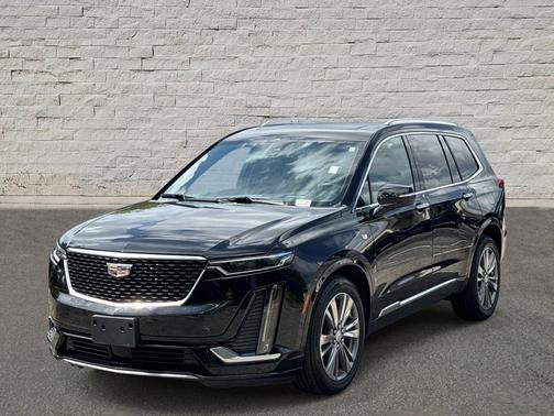 Stellar Black Metallic 2022 Cadillac XT6 Premium Luxury AWD