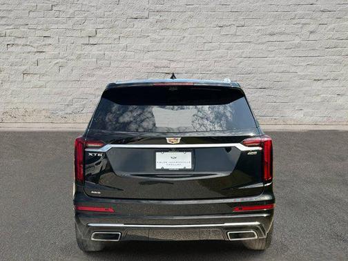 Stellar Black Metallic 2022 Cadillac XT6 Premium Luxury AWD