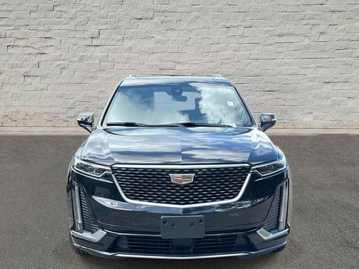 Stellar Black Metallic 2022 Cadillac XT6 Premium Luxury AWD