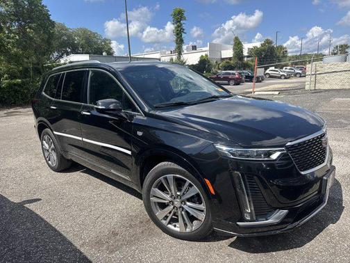 Stellar Black Metallic 2022 Cadillac XT6 Premium Luxury AWD