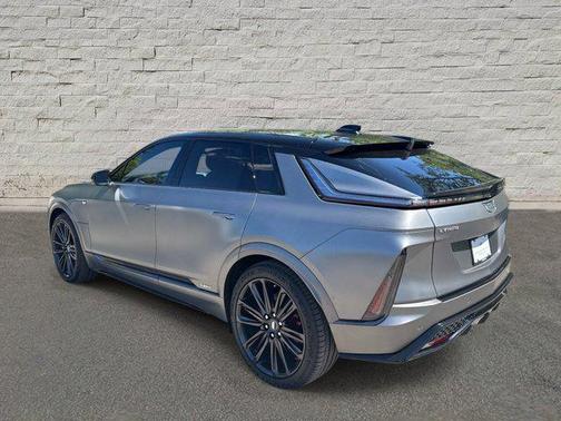Magnus Metal Frost 2026 Cadillac LYRIQ V Premium