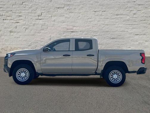 Sand Dune Metallic 2023 Chevrolet Colorado WT