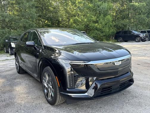 Black Raven 2025 Cadillac OPTIQ Luxury 2 AWD