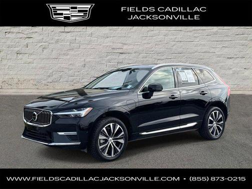 2022 Volvo XC60 Recharge Plug-In Hybrid T8 Inscription Expression
