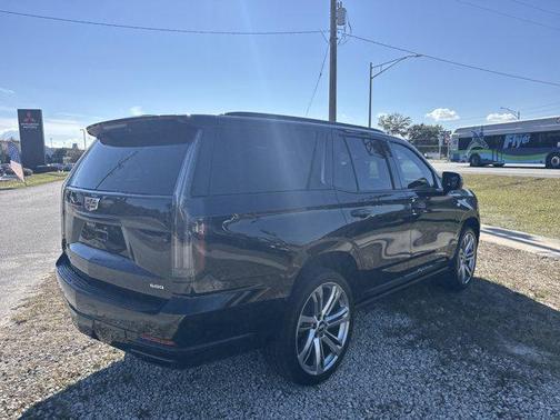 2025 Cadillac Escalade Sport Platinum