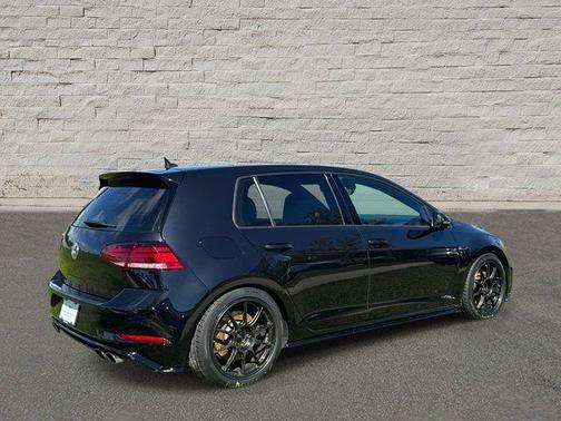 2018 Volkswagen Golf R 2.0T Manual