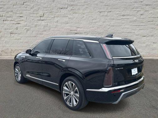 2026 Cadillac VISTIQ Luxury