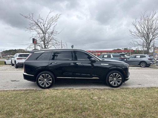 2026 Cadillac VISTIQ Luxury