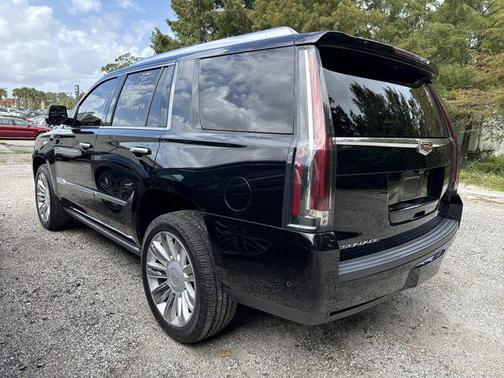 2020 Cadillac Escalade Platinum