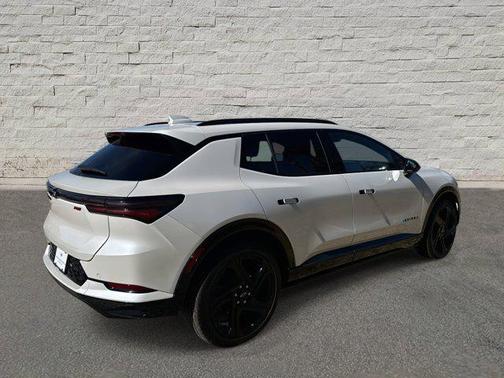 2024 Chevrolet Equinox EV RS