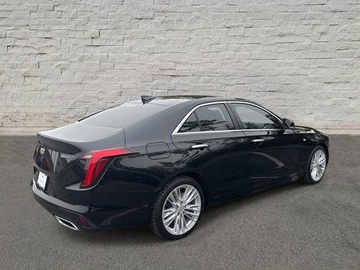 2023 Cadillac CT4 Premium Luxury