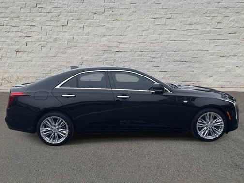 2023 Cadillac CT4 Premium Luxury