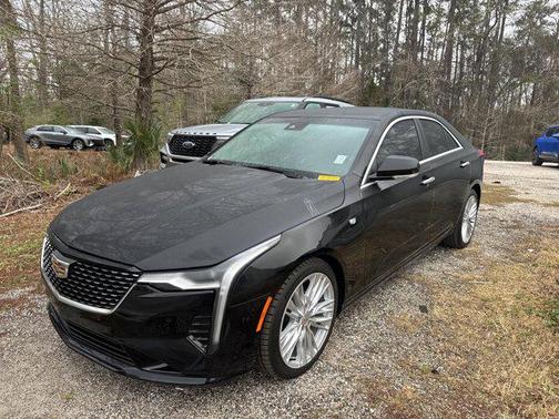 2023 Cadillac CT4 Premium Luxury