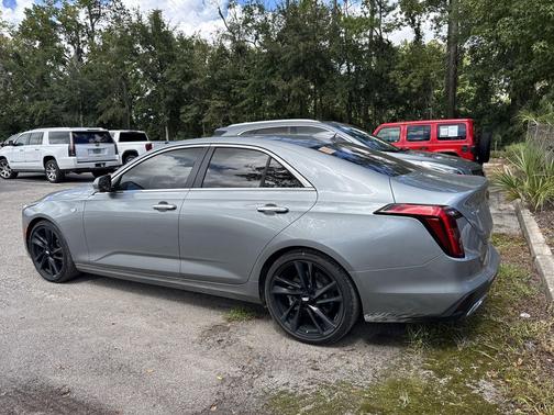 Argent Silver Metallic 2024 Cadillac CT4 Luxury