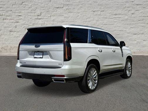 2023 Cadillac Escalade Luxury