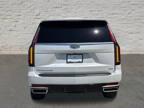 2023 Cadillac Escalade Luxury