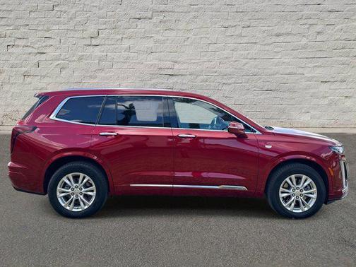 2023 Cadillac XT6 Luxury FWD