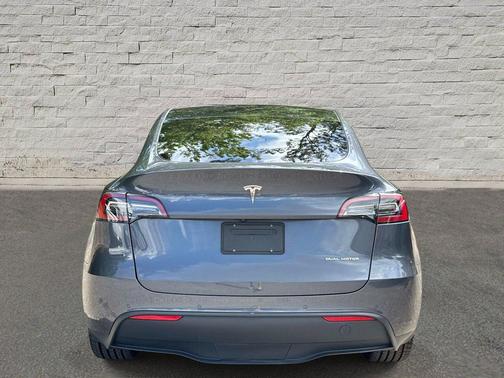 Solid Black 2022 Tesla Model Y Long Range Dual Motor All-Wheel Drive