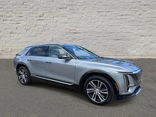 Argent Silver Metallic 2026 Cadillac LYRIQ Luxury