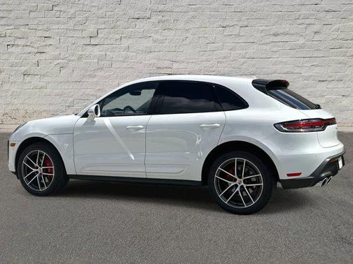 2024 Porsche Macan S
