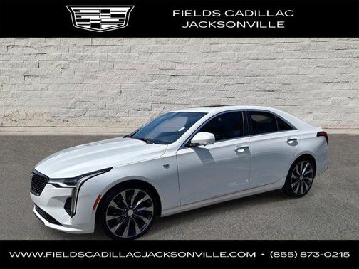 2022 Cadillac CT4 Luxury