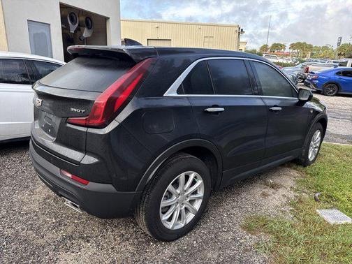 2023 Cadillac XT4 Luxury