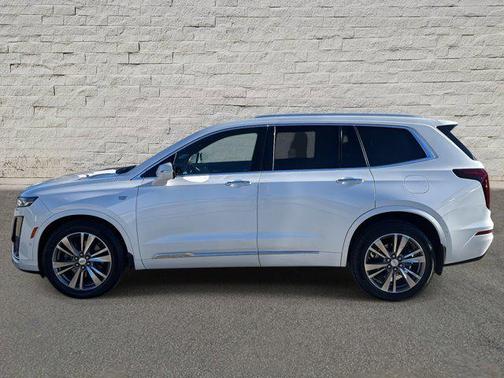 2021 Cadillac XT6 Premium Luxury FWD