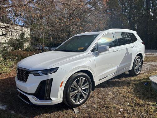 2021 Cadillac XT6 Premium Luxury FWD