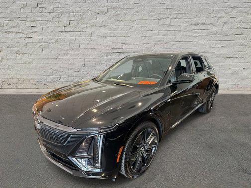 2025 Cadillac LYRIQ Sport