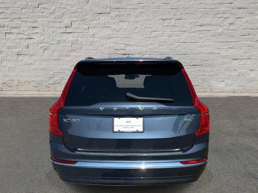 2024 Volvo XC90 B6 Plus Bright Theme 7-Seater