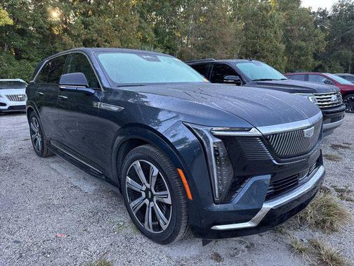 2025 Cadillac Escalade IQ Luxury 2