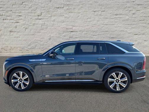 2025 Cadillac Escalade IQ Luxury 2