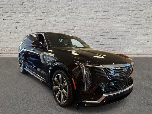 2025 Cadillac Escalade IQ Luxury 2