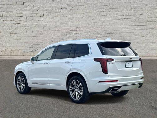 2020 Cadillac XT6 Premium Luxury FWD