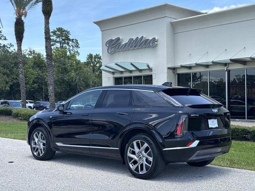 Black Raven 2025 Cadillac OPTIQ Luxury 2 AWD