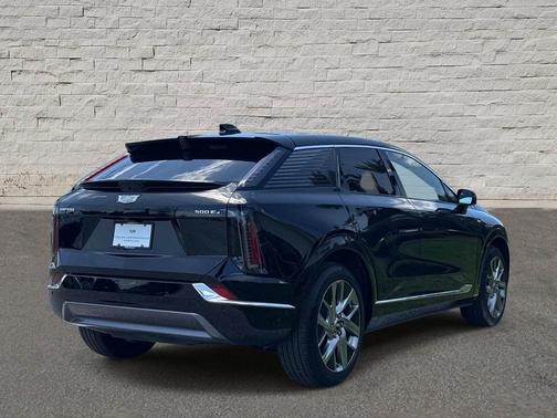 Black Raven 2025 Cadillac OPTIQ Luxury 2 AWD