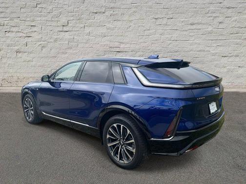 2025 Cadillac LYRIQ Sport