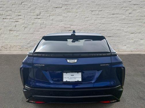 2025 Cadillac LYRIQ Sport