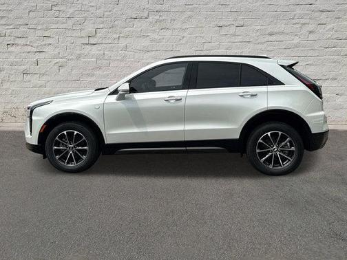 2025 Cadillac XT4 Sport