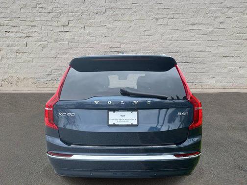 2024 Volvo XC90 B6 Ultimate Bright Theme 7-Seater