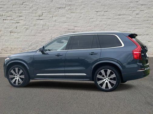 2024 Volvo XC90 B6 Ultimate Bright Theme 7-Seater