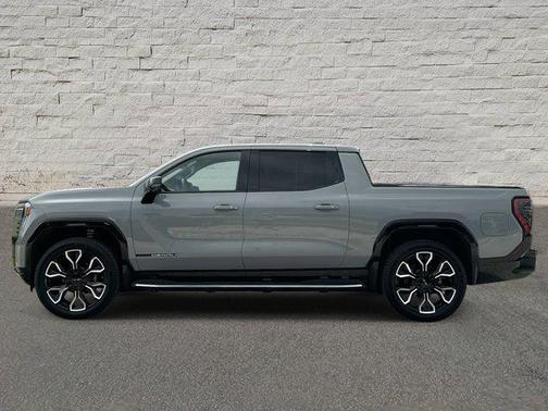 2024 GMC Sierra EV Denali Edition 1