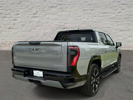 2024 GMC Sierra EV Denali Edition 1