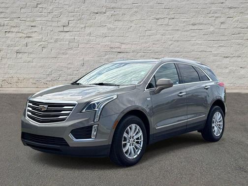Bronze Dune Metallic 2017 Cadillac XT5 Base