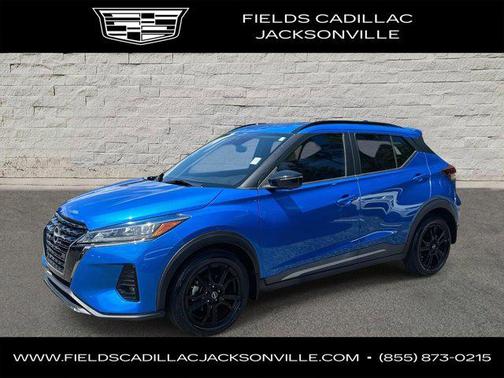 2022 Nissan Kicks SR