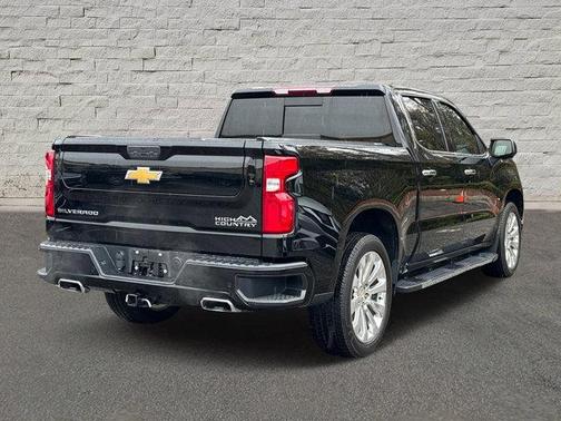 2022 Chevrolet Silverado 1500 High Country